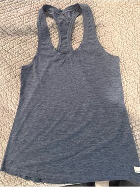 Vuori - Small- Women's Racerback Tank Top - Heather Navy